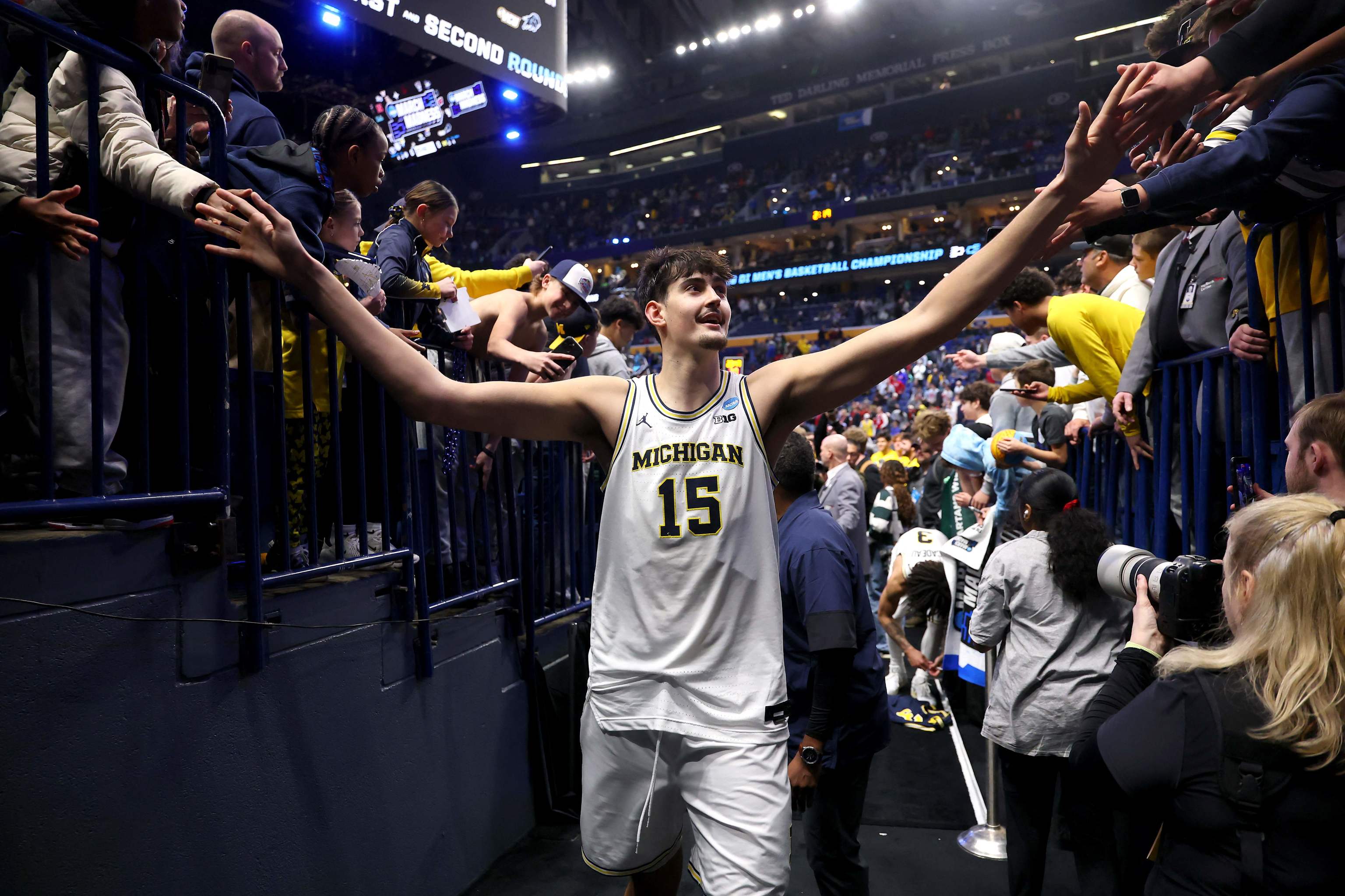 Aday Mara: El gigante que renace y conquista la NBA