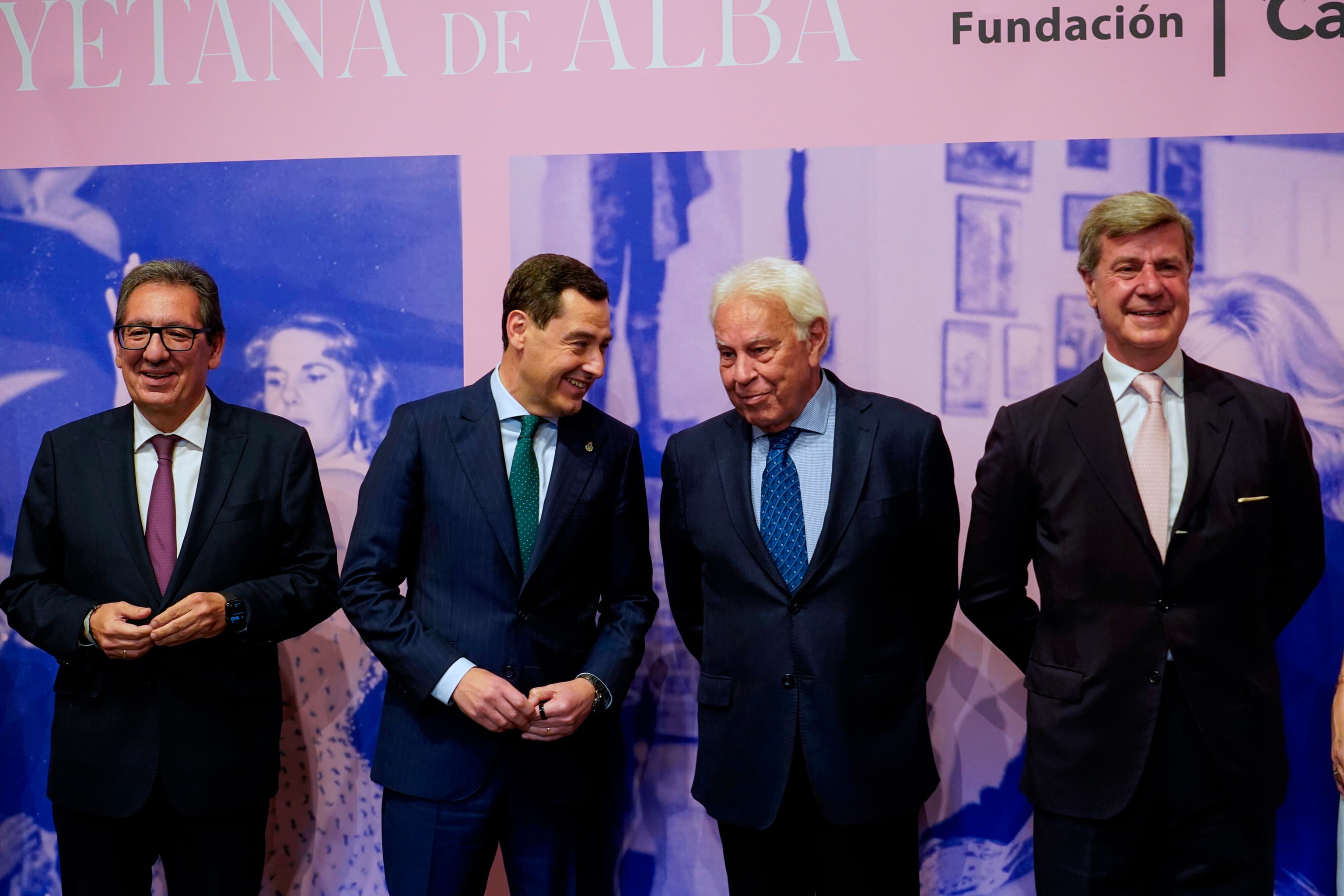 La química política que desafía al socialismo andaluz: Felipe González y Juanma Moreno en el epicentro del debate