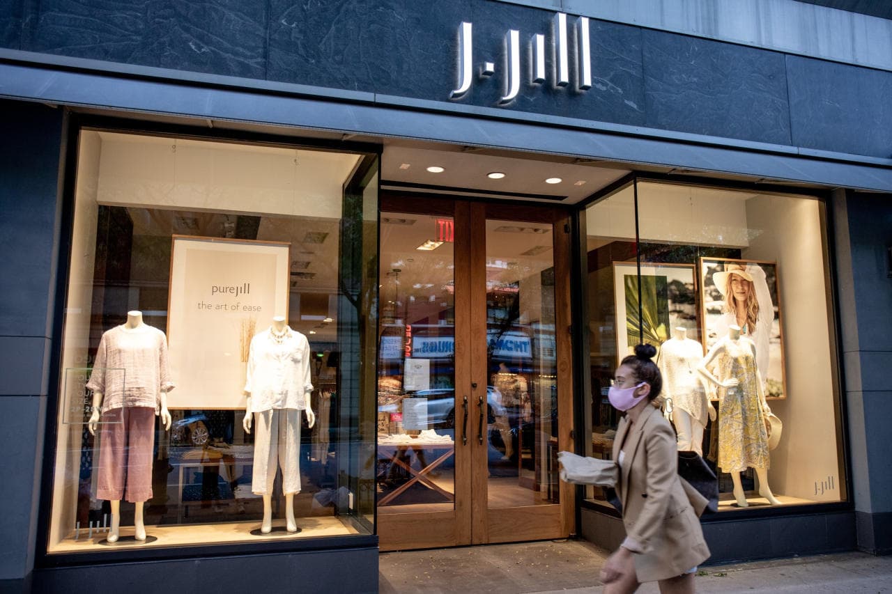 La Paradoja del Retail: J.Jill Afronta un Horizonte Sombrío Pese a Superar Expectativas