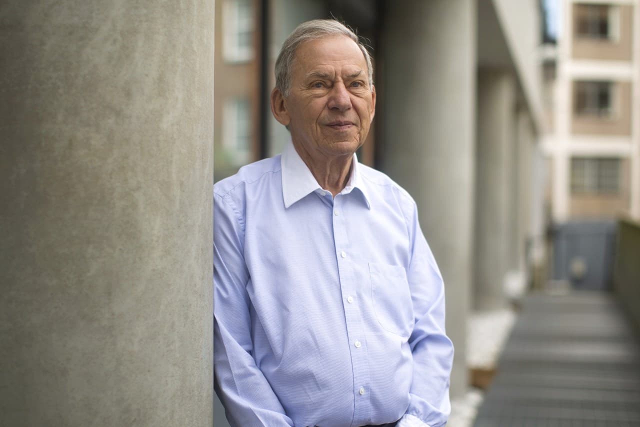 El Coloso Silente: La Venta de un Imperio Forjado en la Sombra