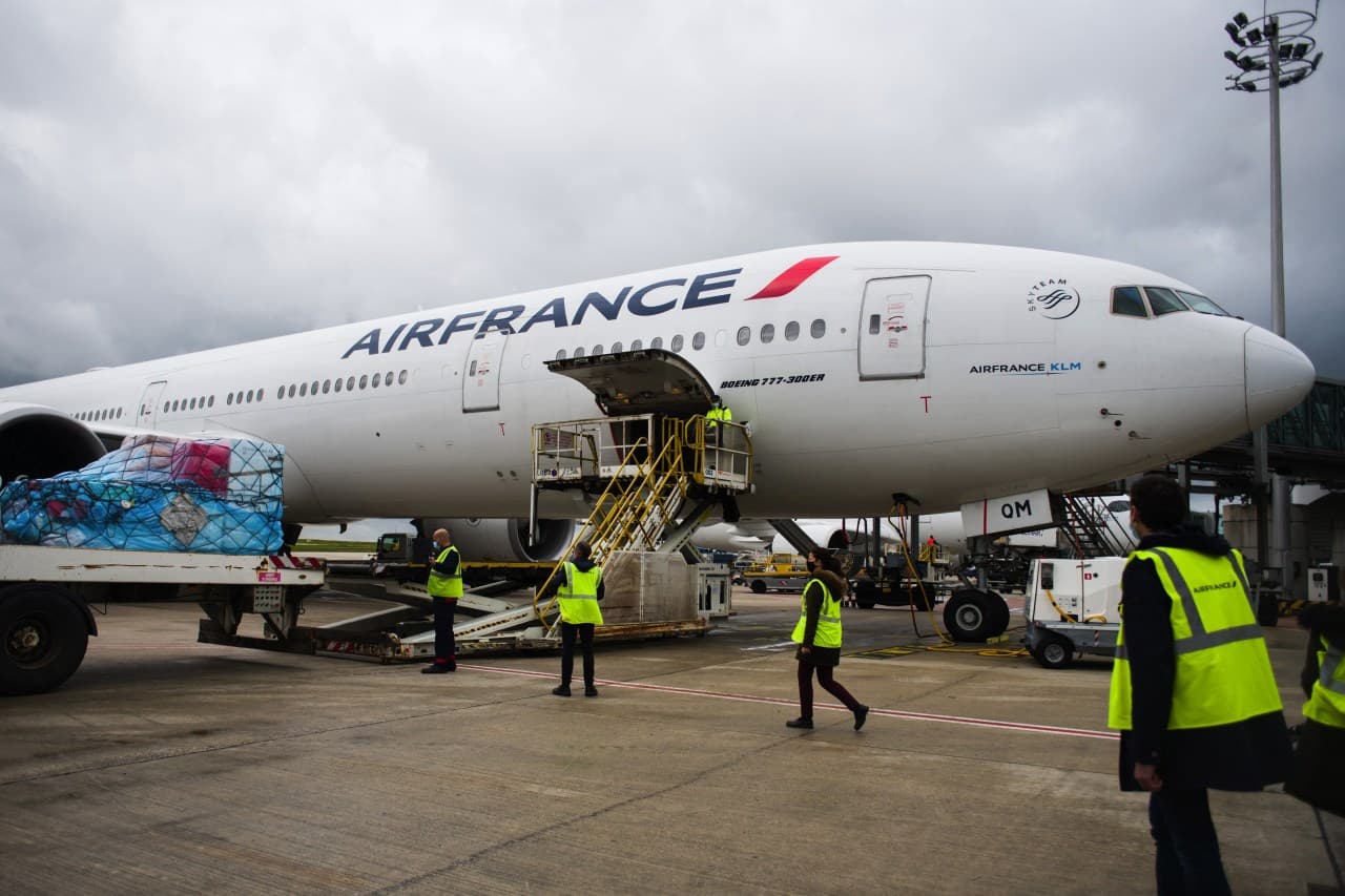 La Tempestad Perfecta del Verano: Recargos por Combustible Amenazan sus Vacaciones
