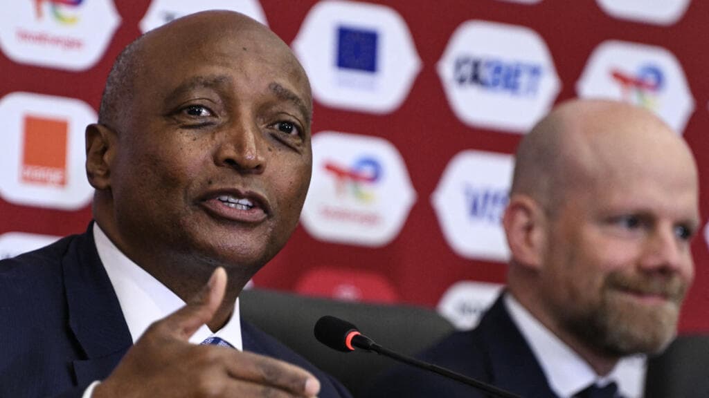El Eco de un Silbato Roto: La CAF y el Laberinto de la Legitimidad en el Fútbol Africano