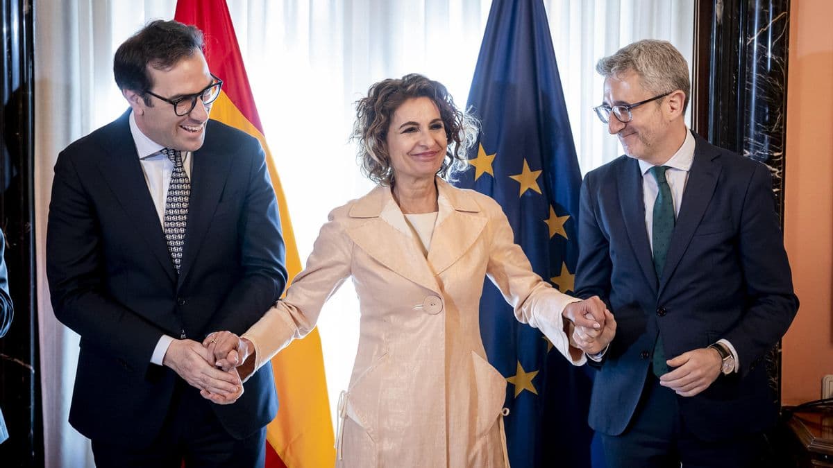 El Giro Fiscal de España: Un Déficit Inédito en Casi Dos Décadas Redefine su Horizonte Económico