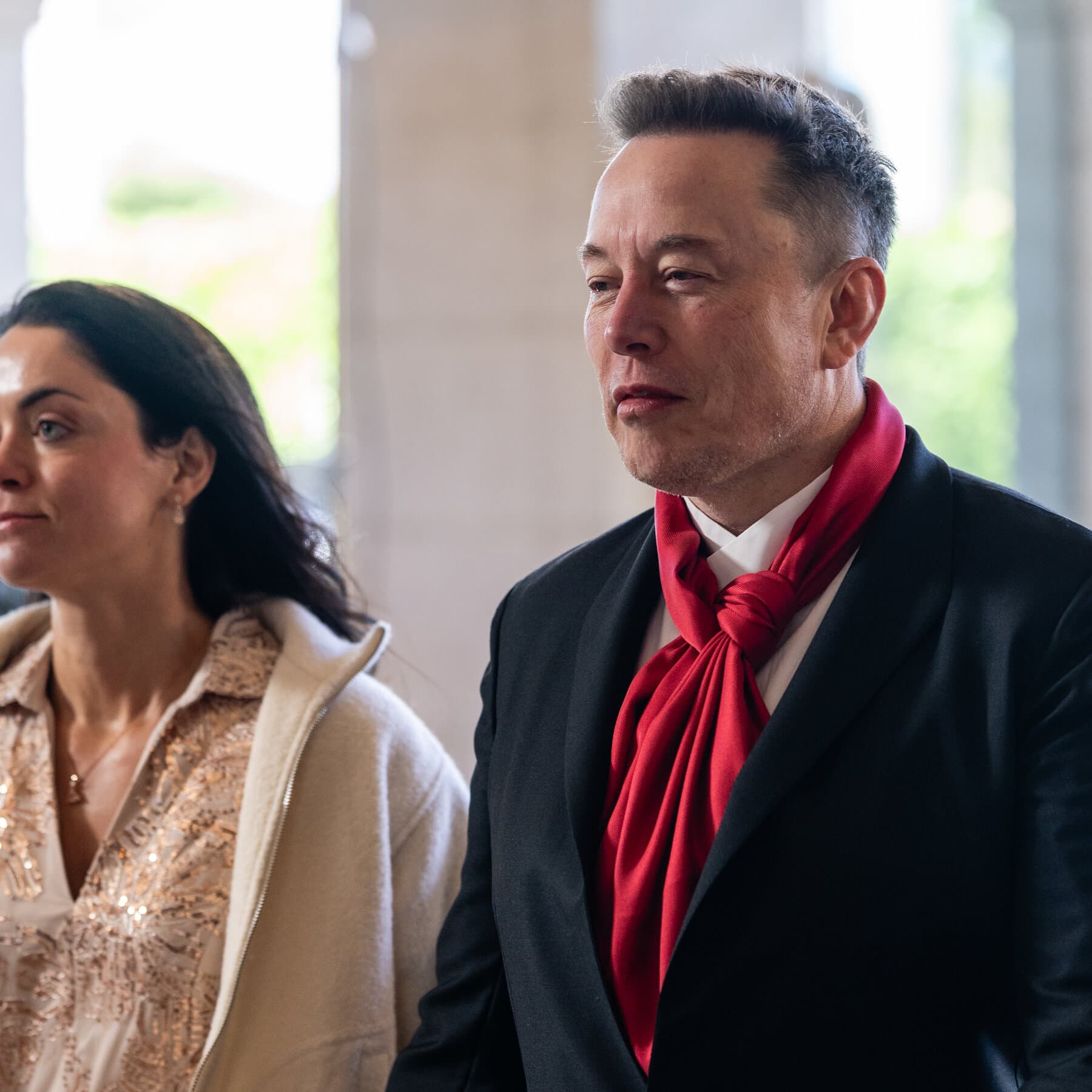 Elon Musk: El Ciudadano Privado que Interviene en la Geopolítica Global