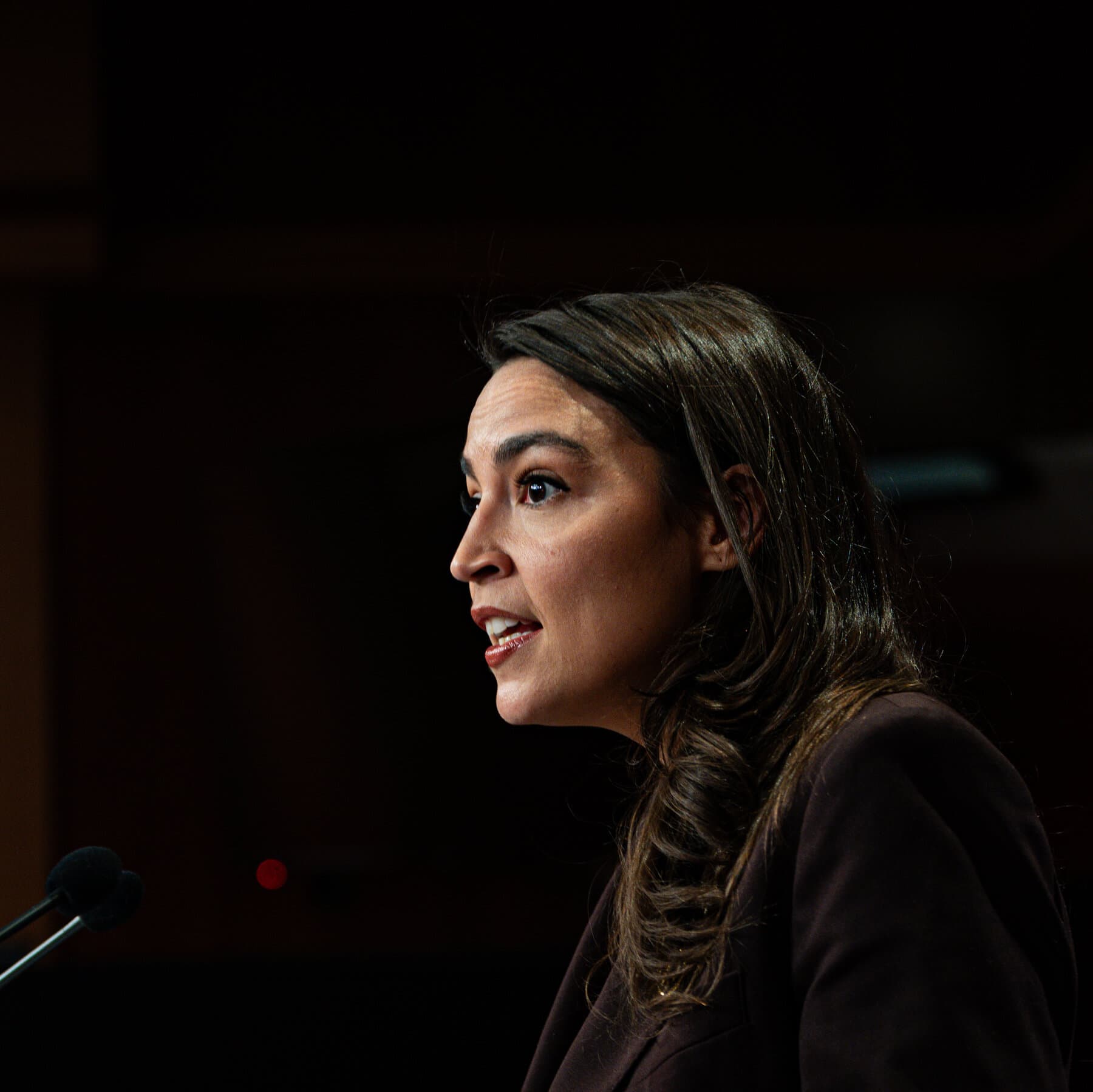 El Fin de la Ambivalencia: Ocasio-Cortez Redefine la Ayuda Militar a Israel